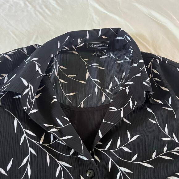 NWT Black Leaf Print Button Up Shirt Women's Plus Sz 2X - Picture 2 of 9